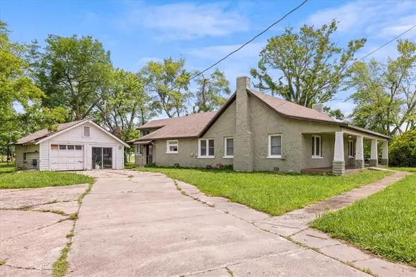 2500 Center St, Fayetteville, AR 72701