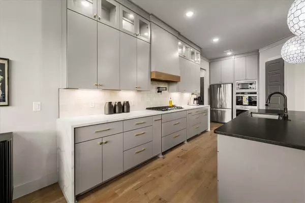 4304 Exeter Dr, Rogers, AR 72758