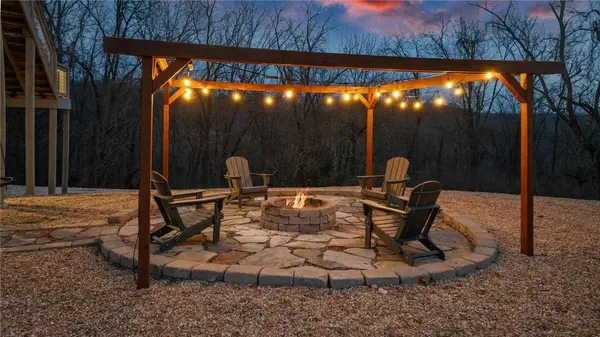 11010 Meadow Lark Rd, Rogers, AR 72756