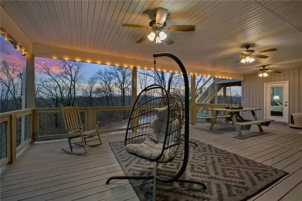 11010 Meadow Lark Rd, Rogers, AR 72756