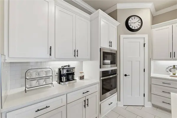 1503 Pack Cv, Lowell, AR 72745