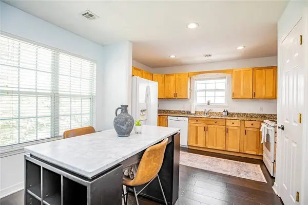 11 Valley View Cir, Bentonville, AR 72712