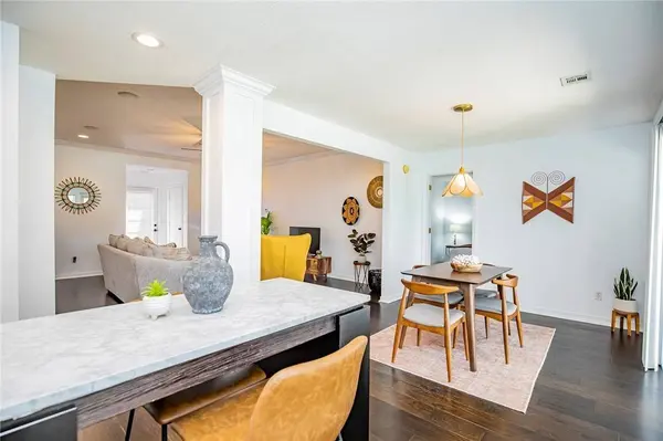 11 Valley View Cir, Bentonville, AR 72712