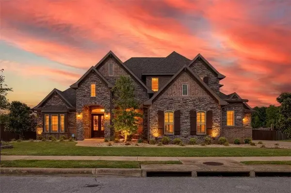 1300 Birkshire Ct, Cave Springs, AR 72718