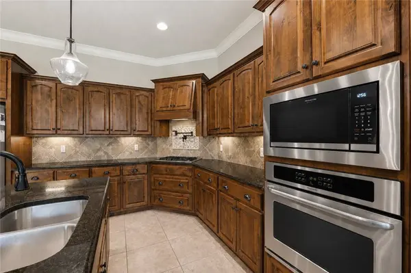 6401 S 46Th St, Rogers, AR 72756