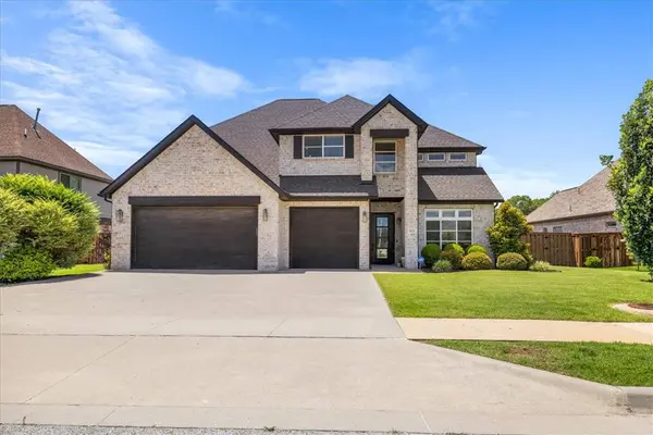 4414 S 87th Pl, Bentonville, AR 72713