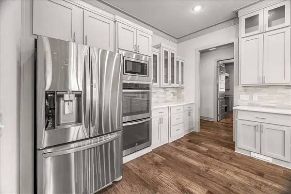 4414 S 87th Pl, Bentonville, AR 72713