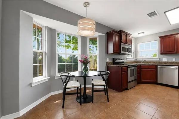6000 S 39th Pl, Rogers, AR 72758