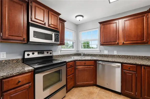 6000 S 39th Pl, Rogers, AR 72758