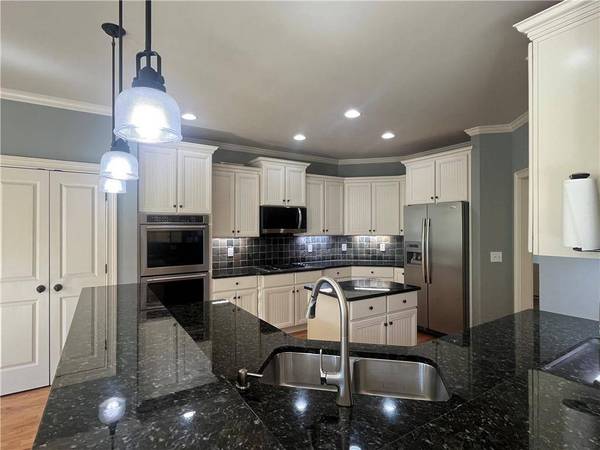 310 River Birch CT, Canton, GA 30114