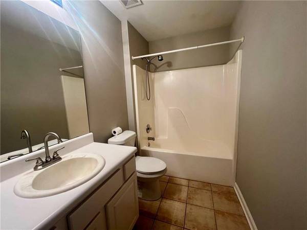 119 Ivygreen, Canton, GA 30114