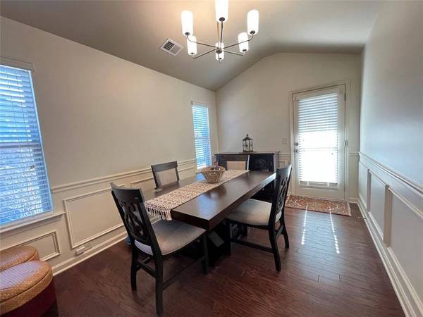 431 Parkstone DR, Woodstock, GA 30188