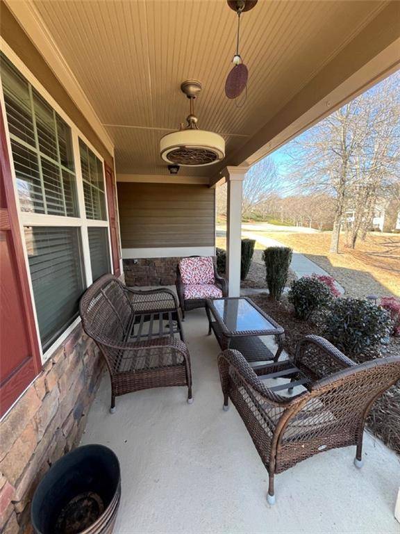 431 Parkstone DR, Woodstock, GA 30188