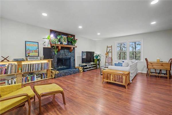 408 Candy LN, Canton, GA 30115