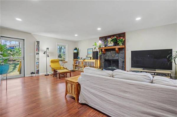 408 Candy LN, Canton, GA 30115