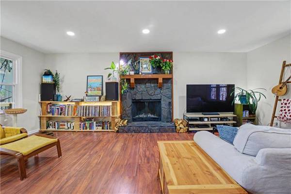 408 Candy LN, Canton, GA 30115