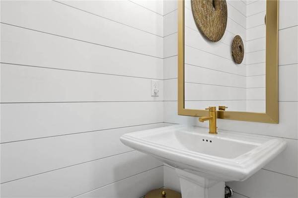 408 Falling Water AVE, Woodstock, GA 30189