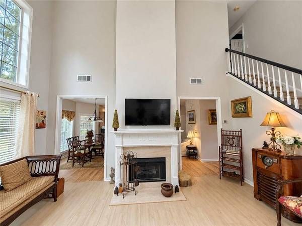1081 Copper Creek DR, Canton, GA 30114
