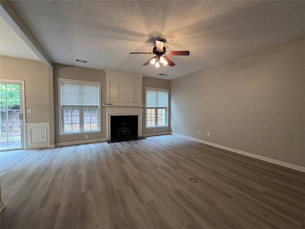 249 Regent SQ, Woodstock, GA 30188