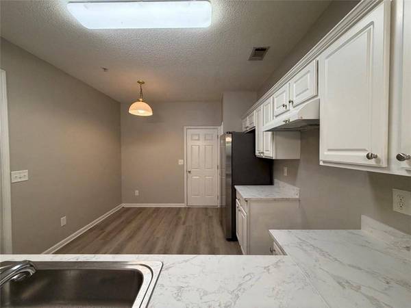 249 Regent SQ, Woodstock, GA 30188