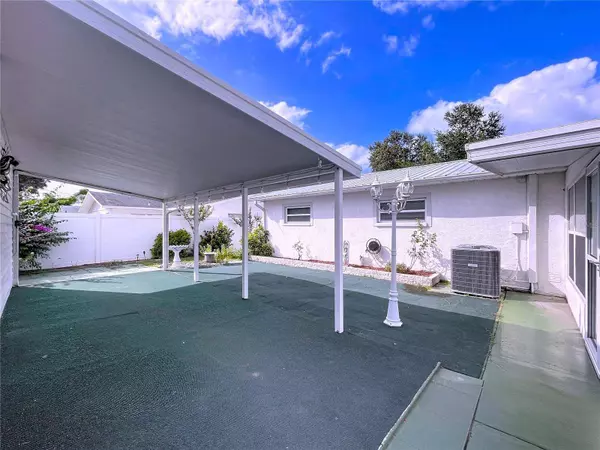 39350 5TH AVE, Zephyrhills, FL 33542