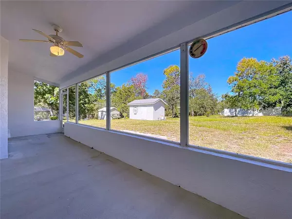 11013 CALICO WARBLER AVE, Weeki Wachee, FL 34613