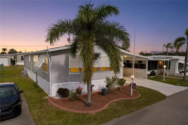 604 49TH E AVE E, Bradenton, FL 34203