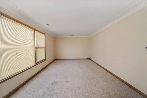 5841 W Lawrence Avenue #2NE, Chicago, IL 60630