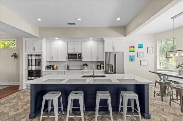 897 POINT SEASIDE DR, Crystal Beach, FL 34681