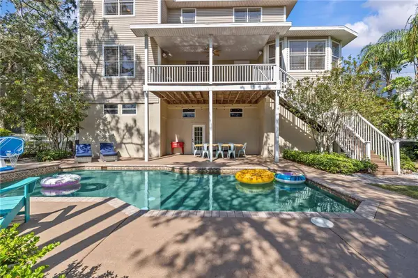 897 POINT SEASIDE DR, Crystal Beach, FL 34681