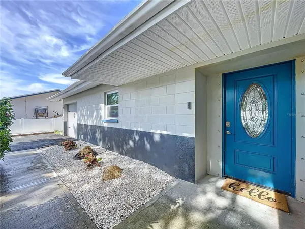 7960 2ND ST N, St Petersburg, FL 33702