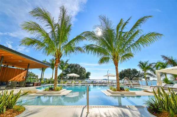 1028 SUNSET POINT RD #R10, Clearwater, FL 33755