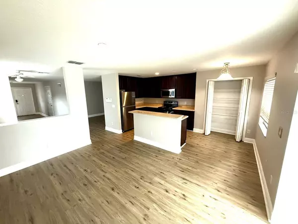 12706 SOMERSET OAKS ST, Orlando, FL 32828