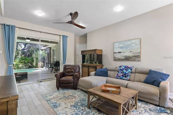 10537 VERSAILLES BLVD, Clermont, FL 34711