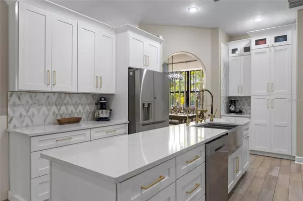 10537 VERSAILLES BLVD, Clermont, FL 34711