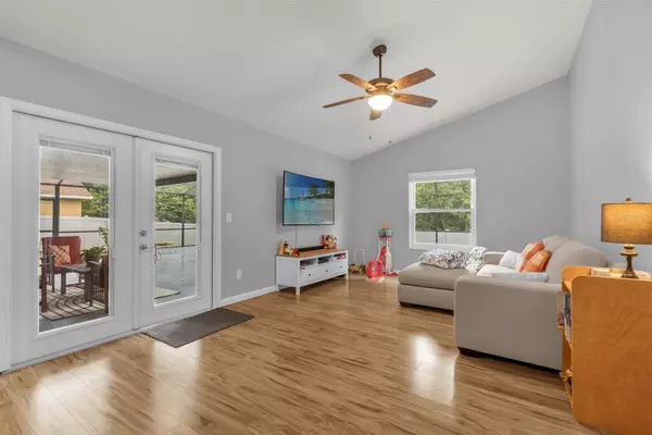 3424 FOX HOLLOW DR, Orlando, FL 32829