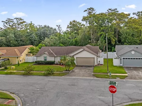 3424 FOX HOLLOW DR, Orlando, FL 32829