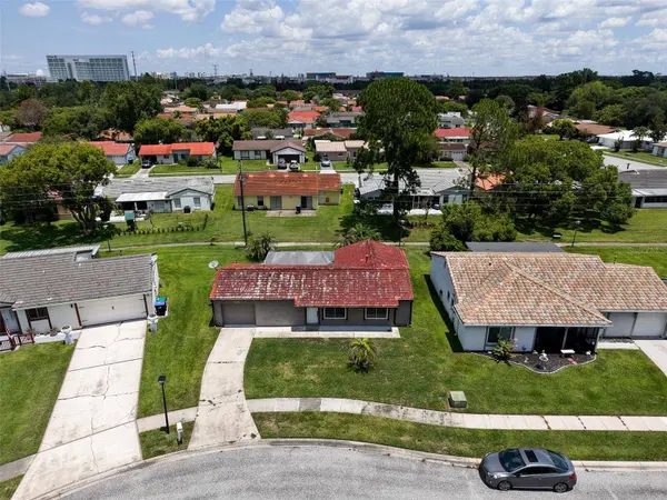 10455 MANASSAS CIR, Orlando, FL 32821