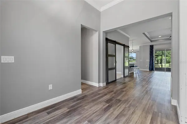 8113 BRIDGEPORT BAY CIR, Mount Dora, FL 32757