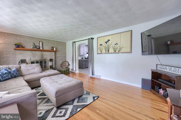 113 LEHMAN DR, York, PA 17403