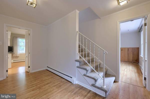 1005 GLENEAGLES DR, York, PA 17404