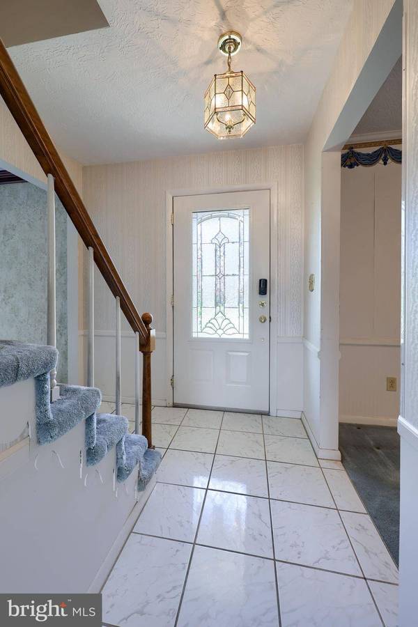 85 SITLER LN, York, PA 17402