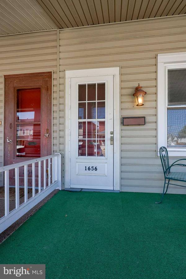 1656 MONROE ST, York, PA 17404