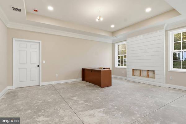 620 BLUFF STONE DR, York, PA 17402