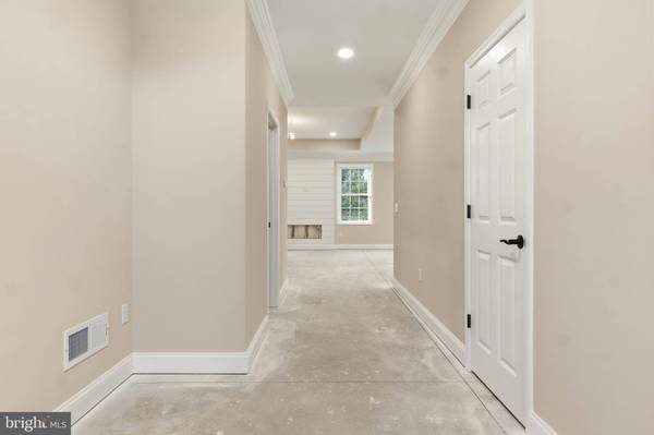 620 BLUFF STONE DR, York, PA 17402