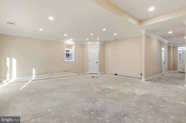 620 BLUFF STONE DR, York, PA 17402