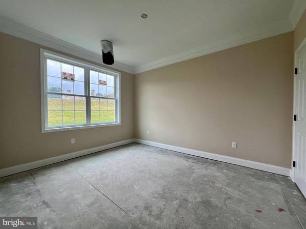 405 LEDGE ROCK DR #26, York, PA 17402