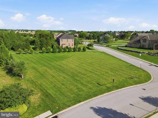 2788 FARNHAM LN, York, PA 17408