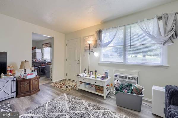 62-68 TONDEN DR, York, PA 17402
