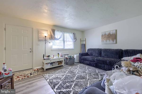 62-68 TONDEN DR, York, PA 17402